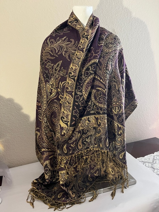 Accessories - Paisley Jacquard Shawl Scarf in Plum and Gold
